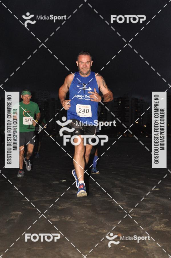Buy your photos of the eventCorrida Noturna 5k Aniversario de So Vicente on Fotop