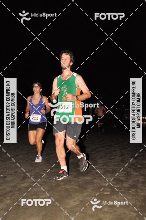 Buy your photos of the eventCorrida Noturna 5k Aniversario de So Vicente on Fotop