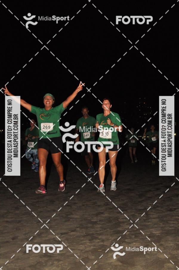 Compra tus fotos del eventoCorrida Noturna 5k Aniversario de So Vicente En Fotop