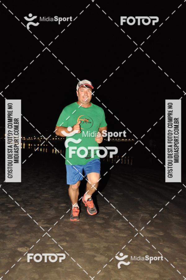 Compra tus fotos del eventoCorrida Noturna 5k Aniversario de So Vicente En Fotop