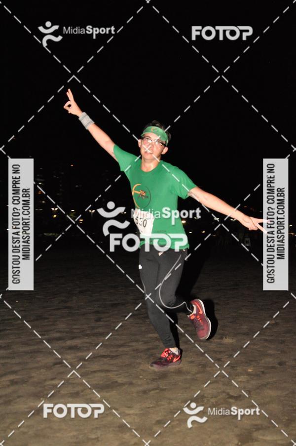 Compra tus fotos del eventoCorrida Noturna 5k Aniversario de So Vicente En Fotop