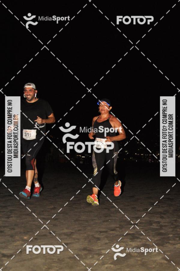 Compra tus fotos del eventoCorrida Noturna 5k Aniversario de So Vicente En Fotop