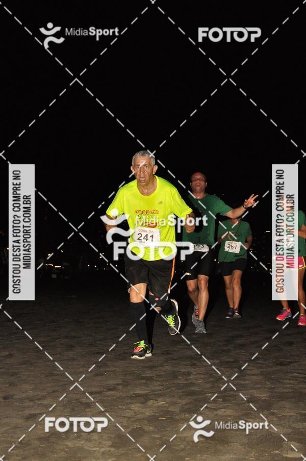 Compra tus fotos del eventoCorrida Noturna 5k Aniversario de So Vicente En Fotop