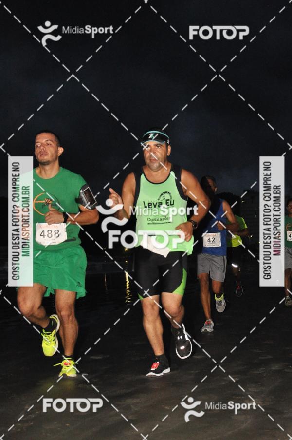 Buy your photos of the eventCorrida Noturna 5k Aniversario de So Vicente on Fotop