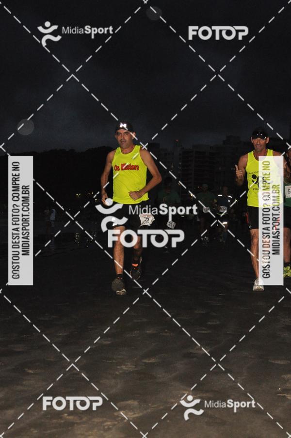 Buy your photos of the eventCorrida Noturna 5k Aniversario de So Vicente on Fotop