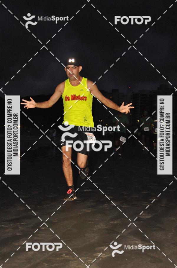 Buy your photos of the eventCorrida Noturna 5k Aniversario de So Vicente on Fotop