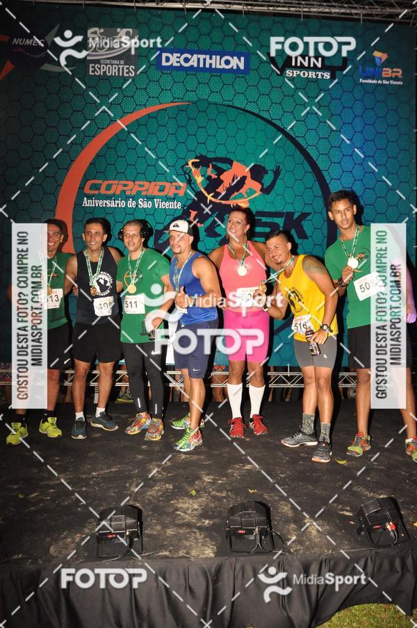 Compra tus fotos del eventoCorrida Noturna 5k Aniversario de So Vicente En Fotop