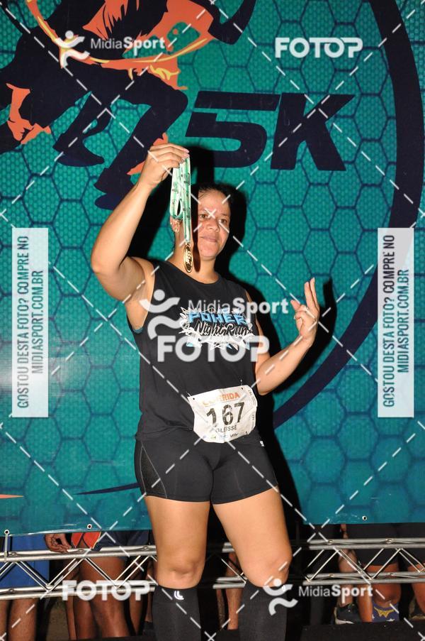 Compra tus fotos del eventoCorrida Noturna 5k Aniversario de So Vicente En Fotop