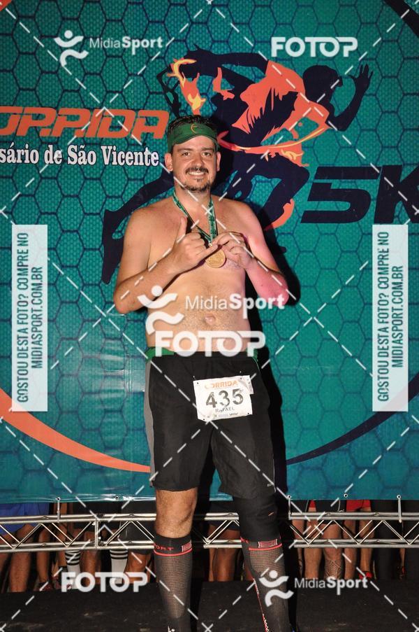 Compra tus fotos del eventoCorrida Noturna 5k Aniversario de So Vicente En Fotop