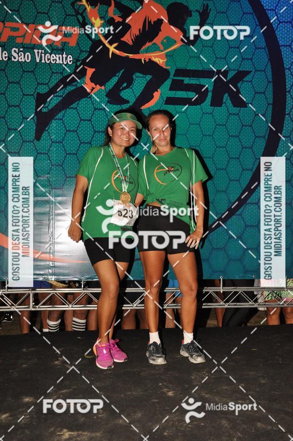 Compra tus fotos del eventoCorrida Noturna 5k Aniversario de So Vicente En Fotop
