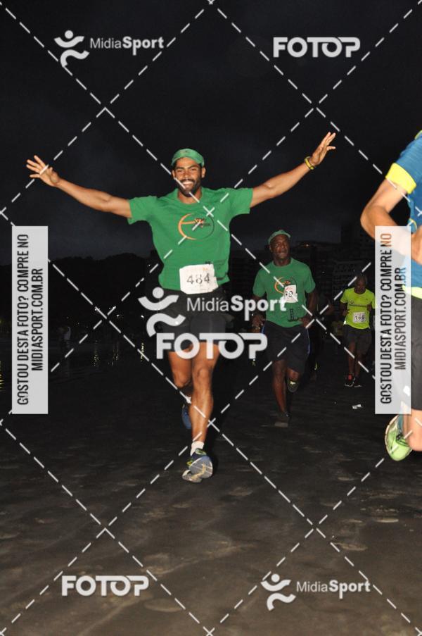 Buy your photos of the eventCorrida Noturna 5k Aniversario de So Vicente on Fotop