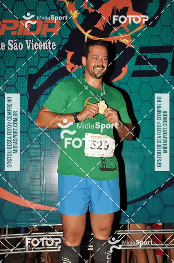 Compre as suas fotos do eventoCorrida Noturna 5k Aniversario de So Vicente no Fotop