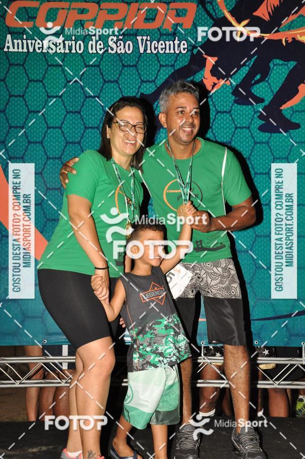 Compra tus fotos del eventoCorrida Noturna 5k Aniversario de So Vicente En Fotop