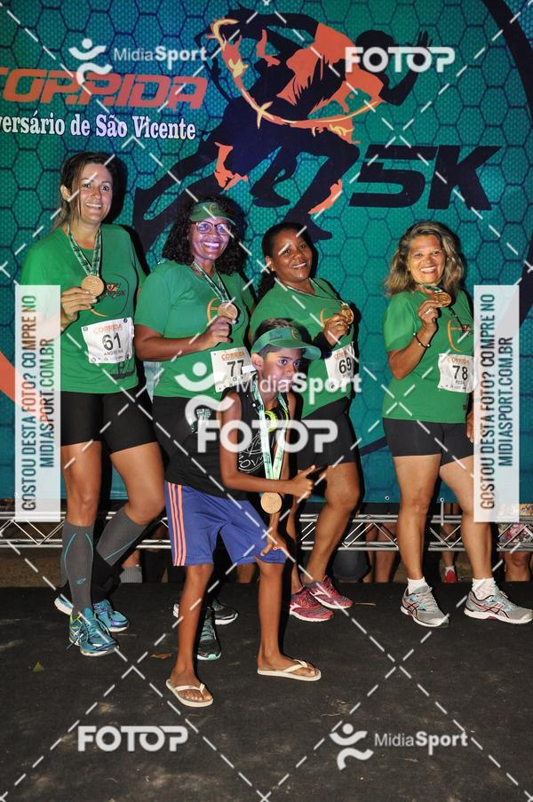 Compra tus fotos del eventoCorrida Noturna 5k Aniversario de So Vicente En Fotop