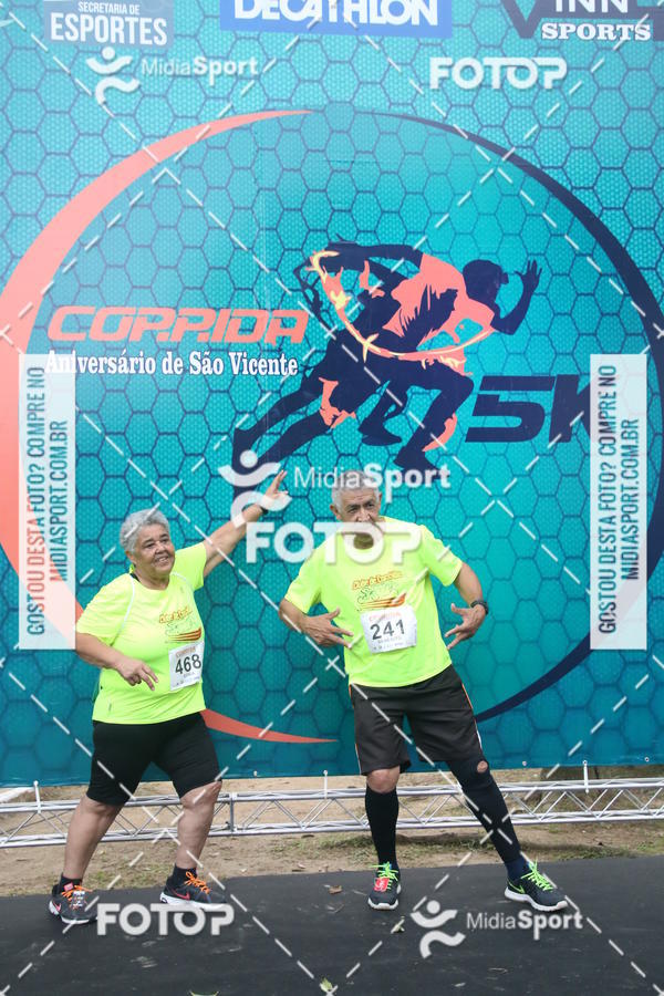 Buy your photos of the eventCorrida Noturna 5k Aniversario de So Vicente on Fotop