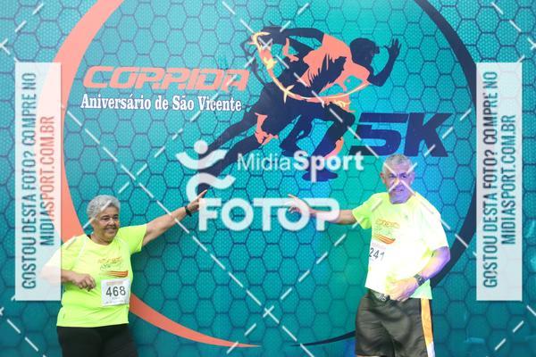 Buy your photos of the eventCorrida Noturna 5k Aniversario de So Vicente on Fotop