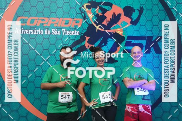 Buy your photos of the eventCorrida Noturna 5k Aniversario de So Vicente on Fotop