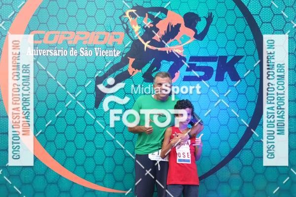 Buy your photos of the eventCorrida Noturna 5k Aniversario de So Vicente on Fotop