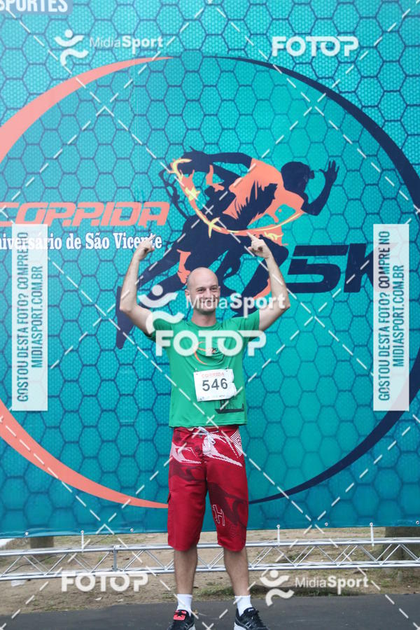 Buy your photos of the eventCorrida Noturna 5k Aniversario de So Vicente on Fotop