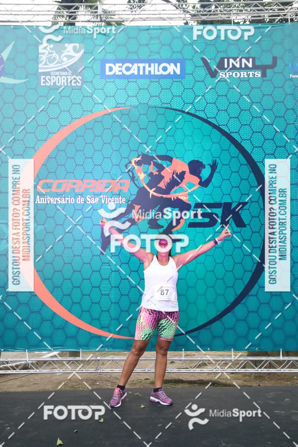 Buy your photos of the eventCorrida Noturna 5k Aniversario de So Vicente on Fotop