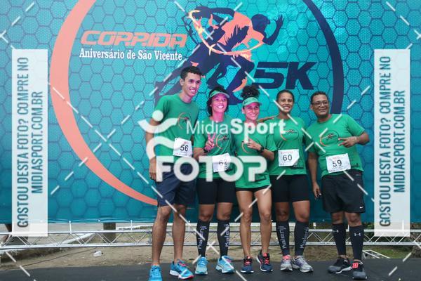 Buy your photos of the eventCorrida Noturna 5k Aniversario de So Vicente on Fotop