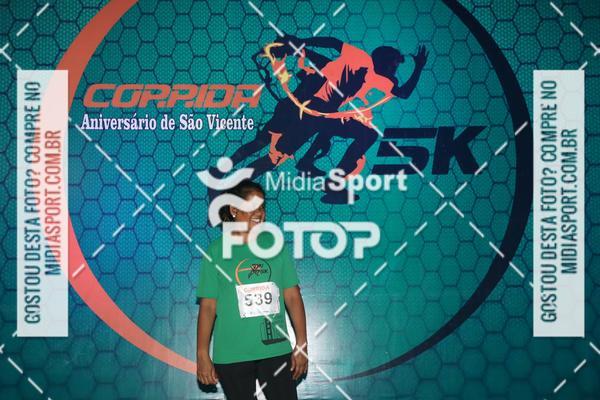Compra tus fotos del eventoCorrida Noturna 5k Aniversario de So Vicente En Fotop