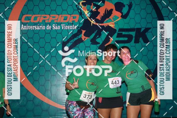 Compra tus fotos del eventoCorrida Noturna 5k Aniversario de So Vicente En Fotop