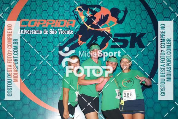 Compra tus fotos del eventoCorrida Noturna 5k Aniversario de So Vicente En Fotop