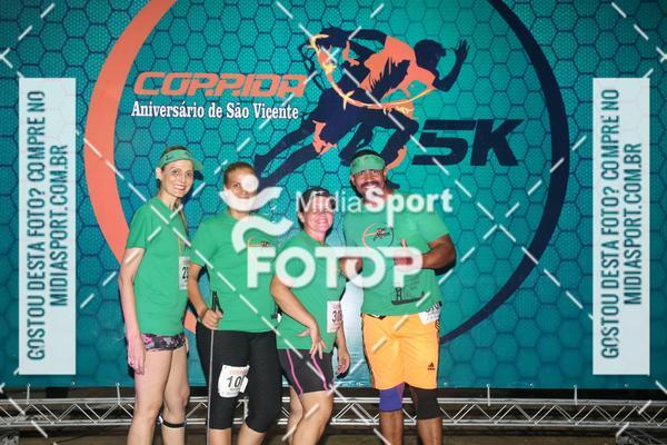 Compra tus fotos del eventoCorrida Noturna 5k Aniversario de So Vicente En Fotop