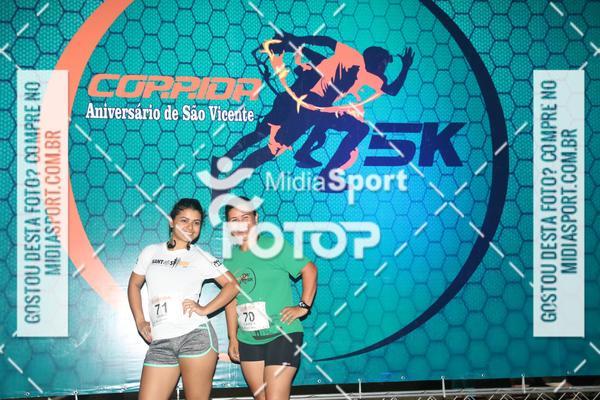 Compra tus fotos del eventoCorrida Noturna 5k Aniversario de So Vicente En Fotop