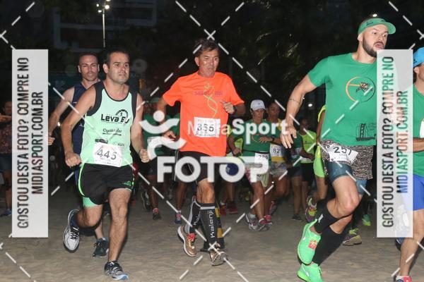 Compra tus fotos del eventoCorrida Noturna 5k Aniversario de So Vicente En Fotop