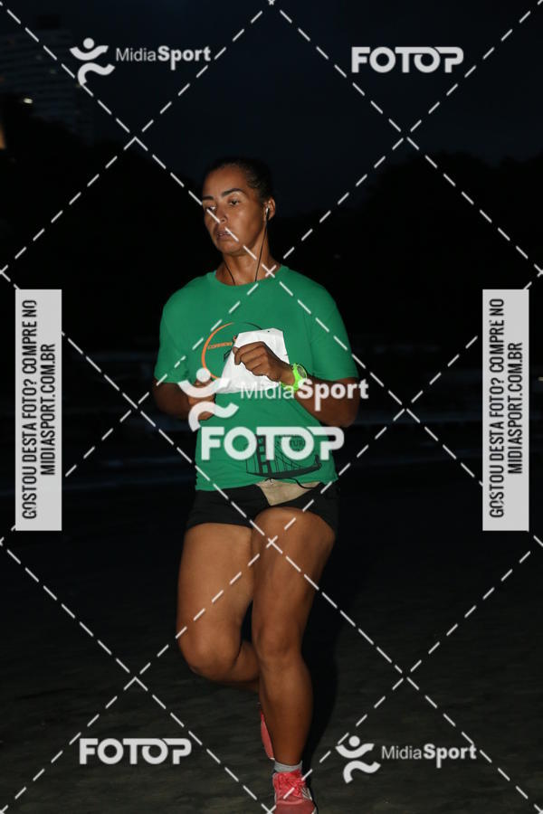 Buy your photos of the eventCorrida Noturna 5k Aniversario de So Vicente on Fotop