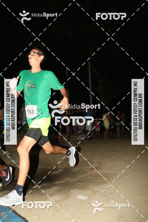 Buy your photos of the eventCorrida Noturna 5k Aniversario de So Vicente on Fotop