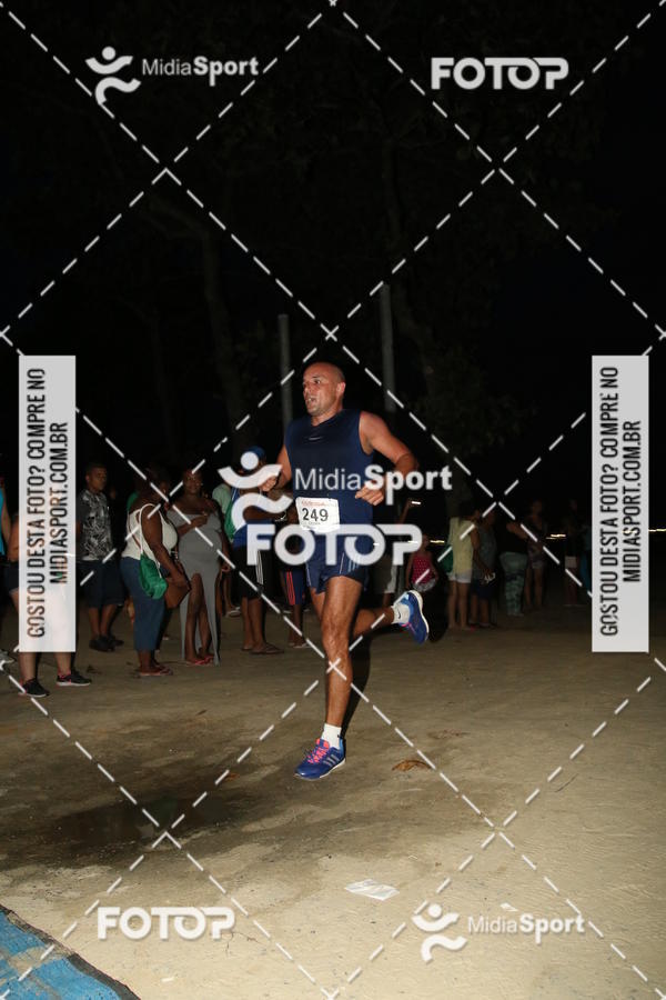 Buy your photos of the eventCorrida Noturna 5k Aniversario de So Vicente on Fotop