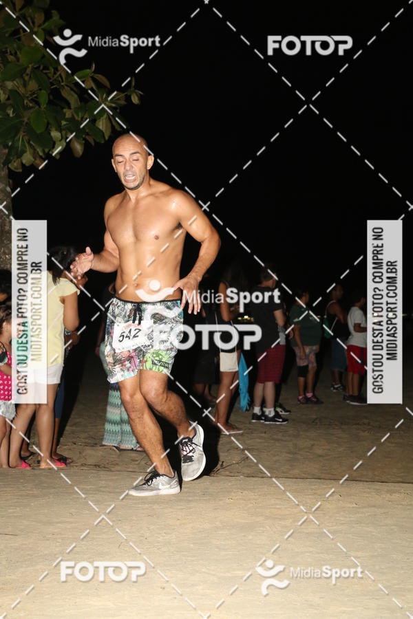 Buy your photos of the eventCorrida Noturna 5k Aniversario de So Vicente on Fotop