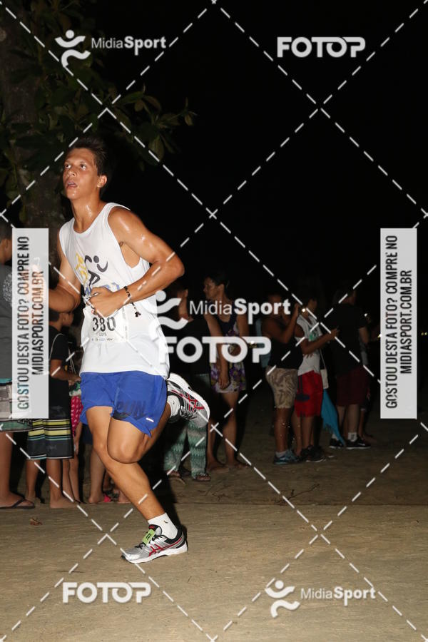 Buy your photos of the eventCorrida Noturna 5k Aniversario de So Vicente on Fotop