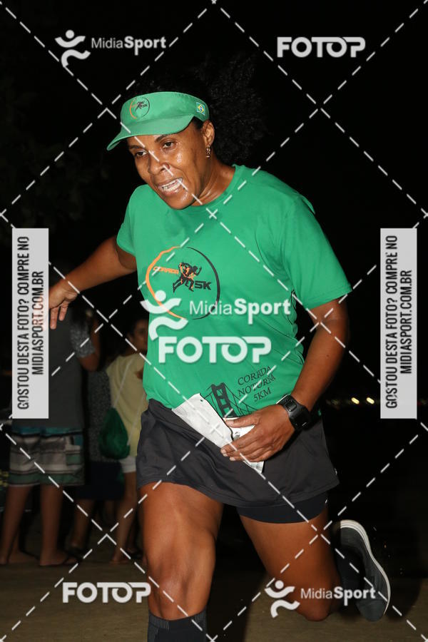Buy your photos of the eventCorrida Noturna 5k Aniversario de So Vicente on Fotop