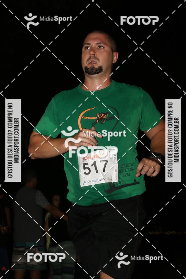 Buy your photos of the eventCorrida Noturna 5k Aniversario de So Vicente on Fotop