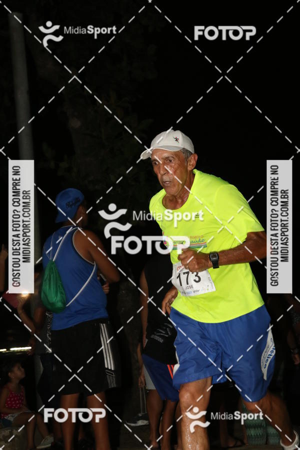 Buy your photos of the eventCorrida Noturna 5k Aniversario de So Vicente on Fotop