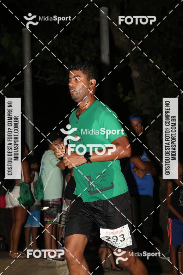 Buy your photos of the eventCorrida Noturna 5k Aniversario de So Vicente on Fotop