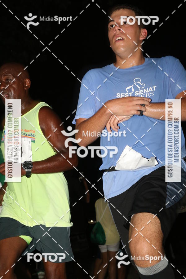 Buy your photos of the eventCorrida Noturna 5k Aniversario de So Vicente on Fotop