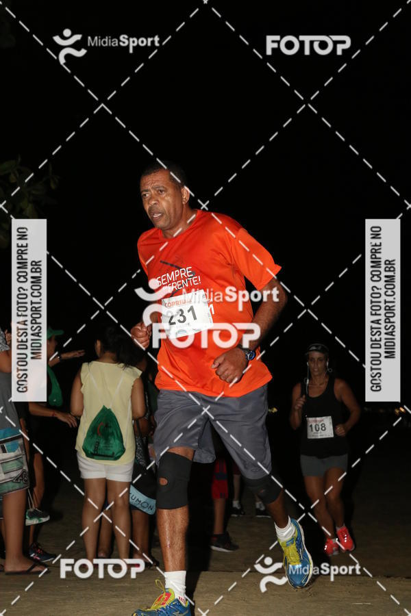 Buy your photos of the eventCorrida Noturna 5k Aniversario de So Vicente on Fotop