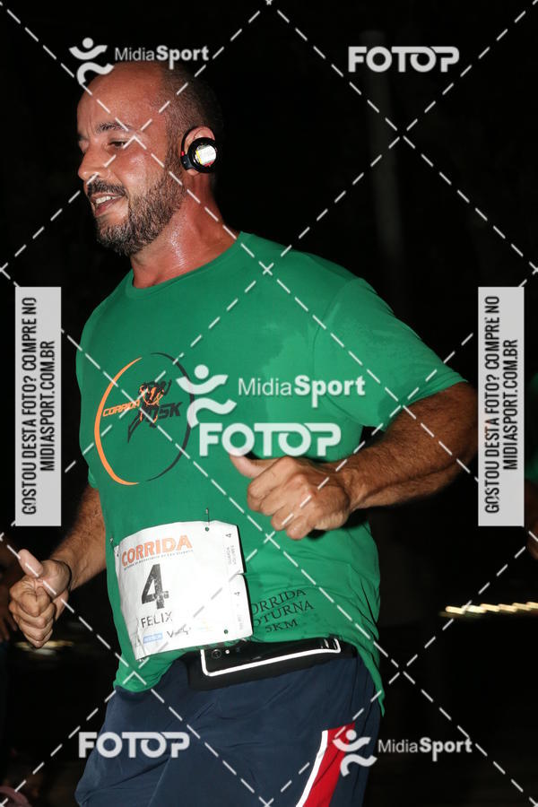 Buy your photos of the eventCorrida Noturna 5k Aniversario de So Vicente on Fotop