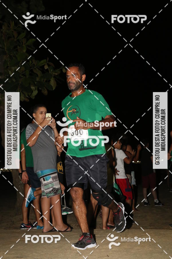 Buy your photos of the eventCorrida Noturna 5k Aniversario de So Vicente on Fotop