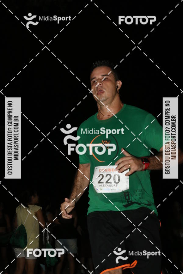 Buy your photos of the eventCorrida Noturna 5k Aniversario de So Vicente on Fotop
