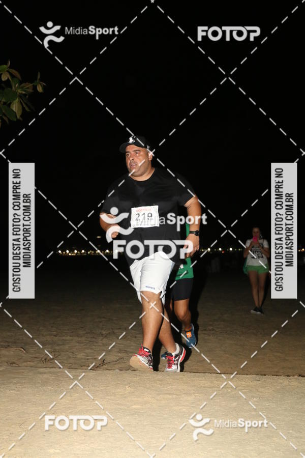 Buy your photos of the eventCorrida Noturna 5k Aniversario de So Vicente on Fotop