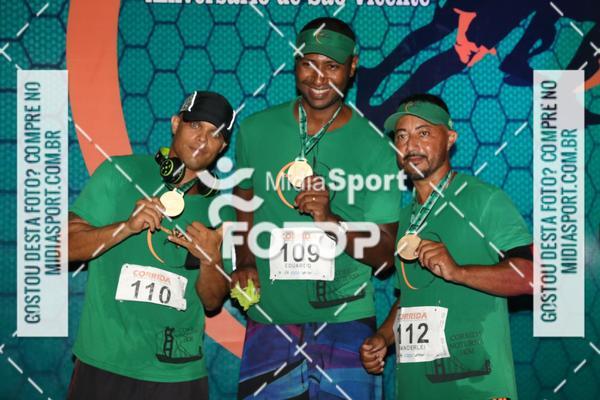 Buy your photos of the eventCorrida Noturna 5k Aniversario de So Vicente on Fotop