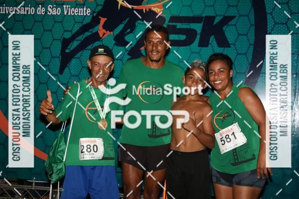 Buy your photos of the eventCorrida Noturna 5k Aniversario de So Vicente on Fotop
