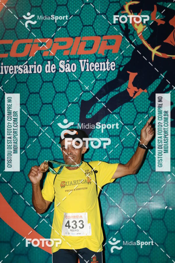 Buy your photos of the eventCorrida Noturna 5k Aniversario de So Vicente on Fotop