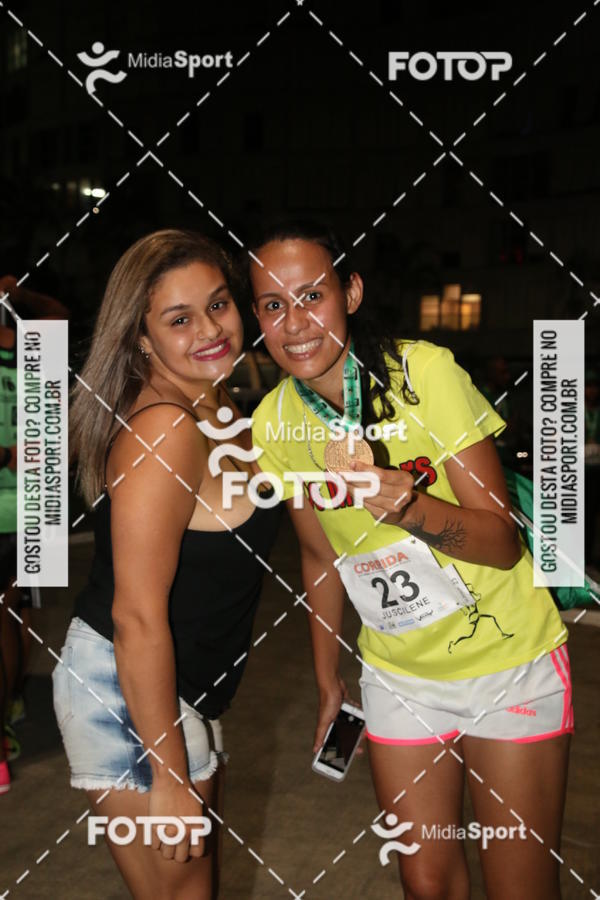 Compra tus fotos del eventoCorrida Noturna 5k Aniversario de So Vicente En Fotop